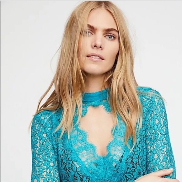 💚Free People lace top - Picture 2 of 9